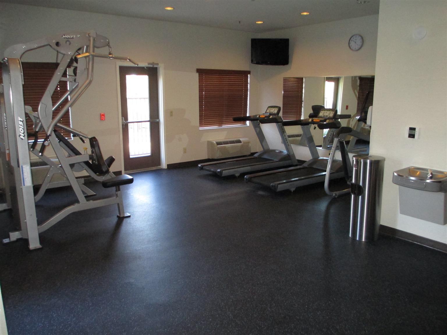 Best Western Plus Delta Inn & Suites Oakley Екстериор снимка